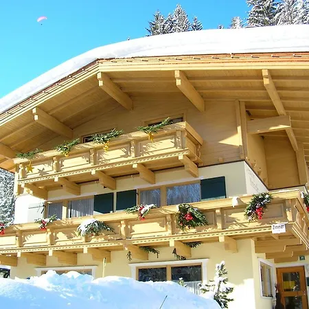 Frühstückspension Mirabelle 3*