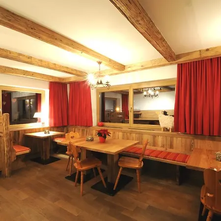 Mirabelle Bed & Breakfast