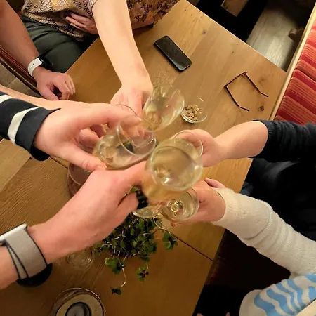 Mirabelle Элльмау