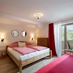Mirabelle 3*